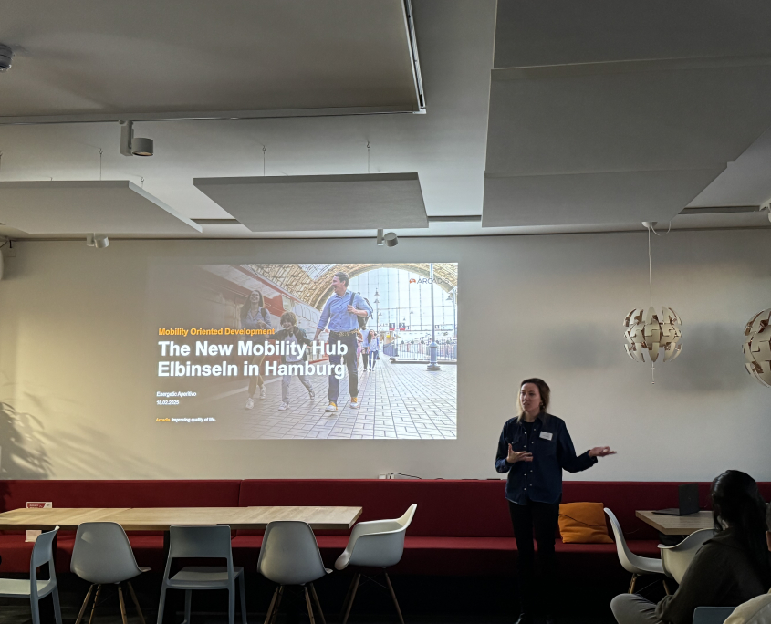 Celine Krstulovic from Arcadis talks about the case study "Mobility Oriented Development and the new mobility Hub Elbinseln in Hamburg"